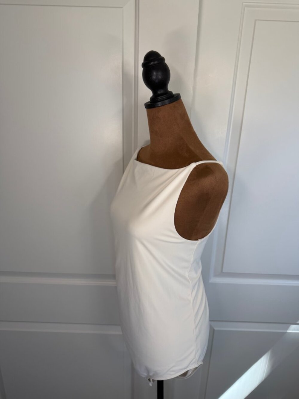 Old Navy Double Layer Cami Bodysuit White Sea Salt XL Stretch Fitted Tank - Picture 7 of 13